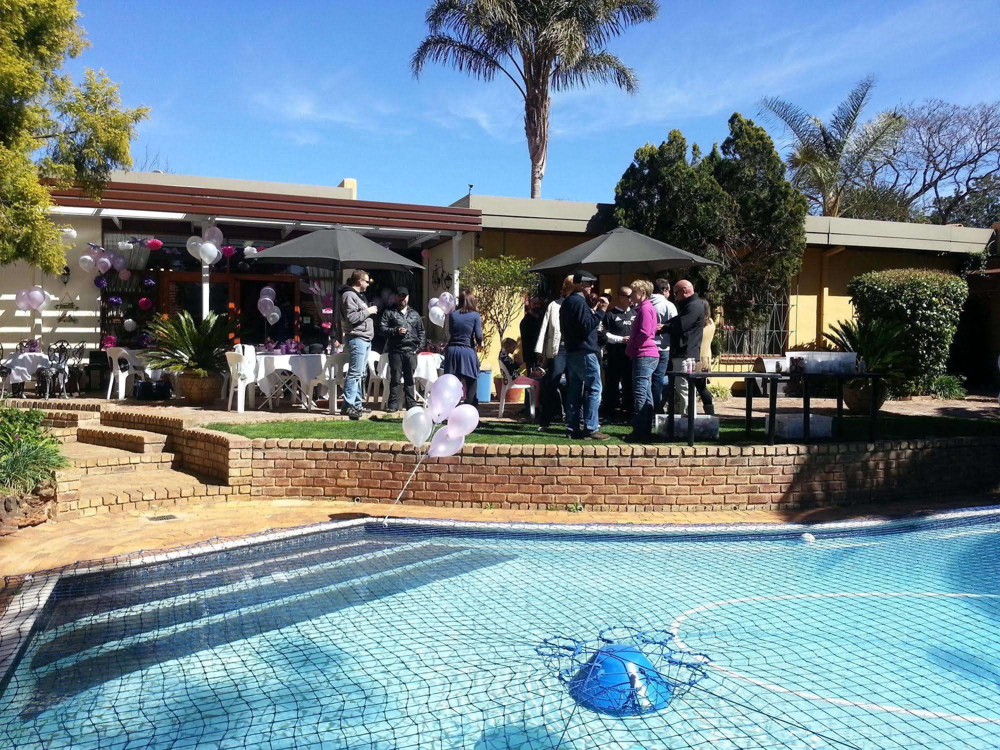 Jubilee Lodge Guest House Johannesburg Exterior foto
